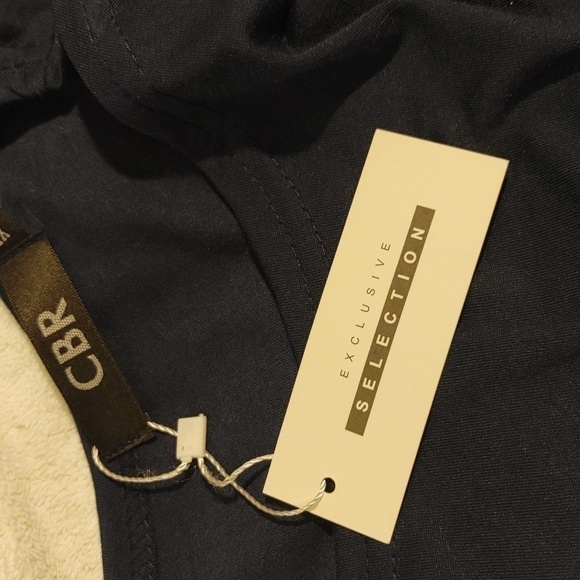 CBR Navy Blue Anchor Tee Cap Sleeves Decorative Neckline XL NEW - Picture 9 of 10